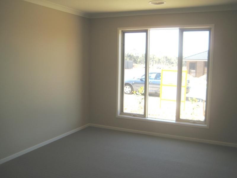 9 Metropolitan Drive, Eaglehawk VIC 3556