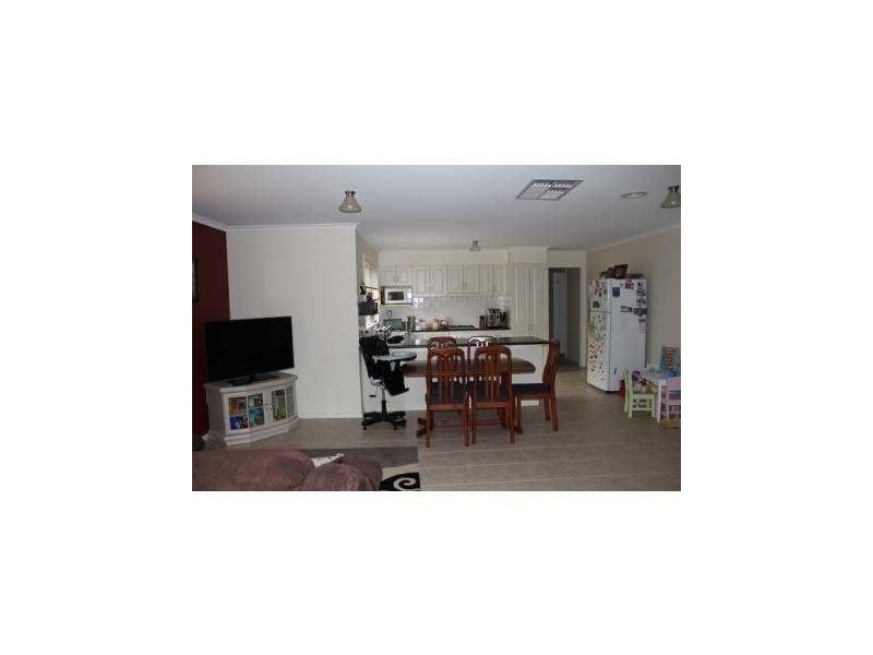 3 Brentwood Drive, Strathfieldsaye VIC 3551