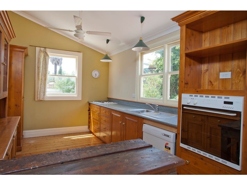 33 Panton Street, Golden Square VIC 3555