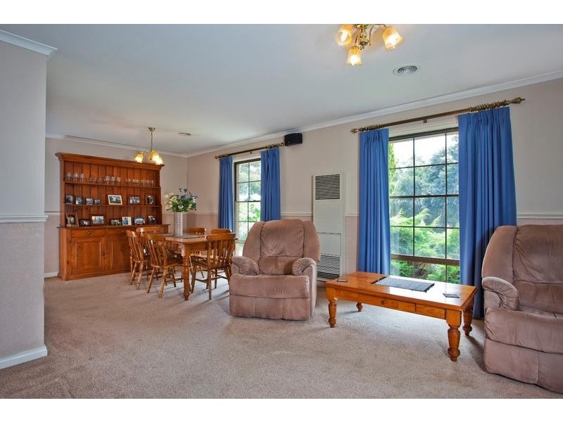 9 Frog Hollow, Strathdale VIC 3550