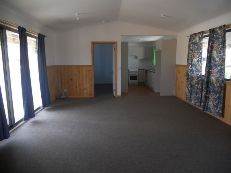 23 Philpot Street, Long Gully VIC 3550