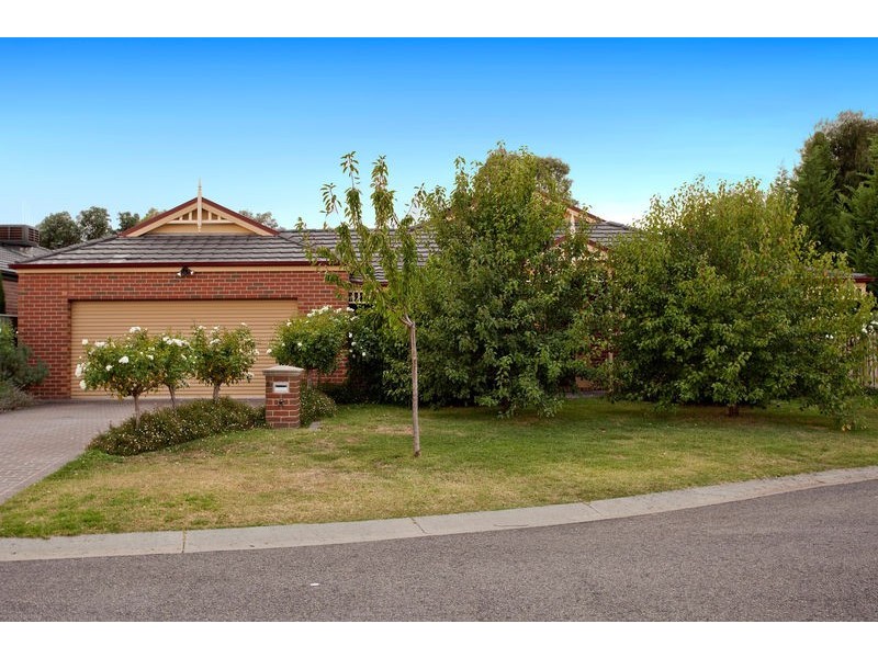 5 Clarendon Close, Strathfieldsaye VIC 3551