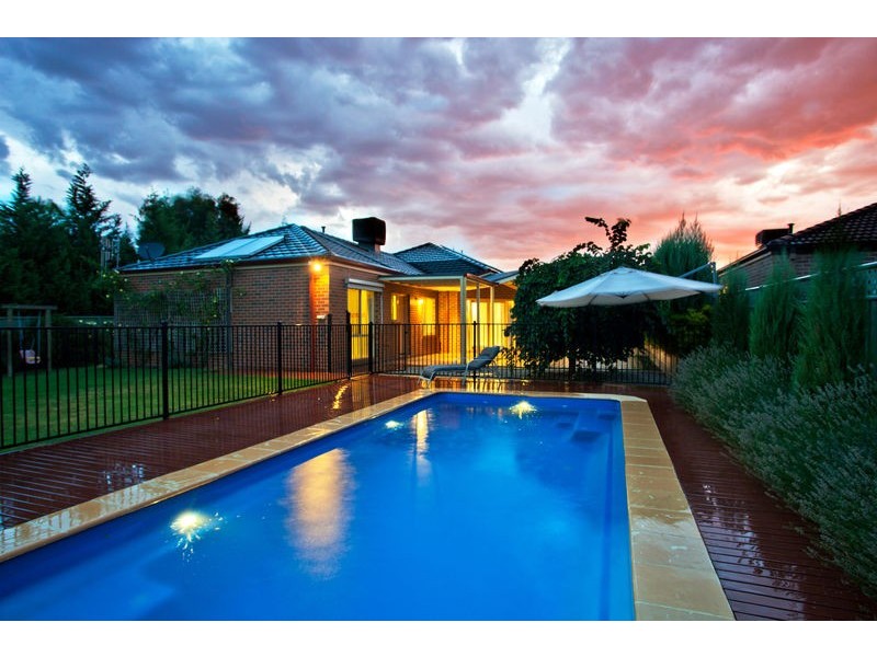 5 Clarendon Close, Strathfieldsaye VIC 3551