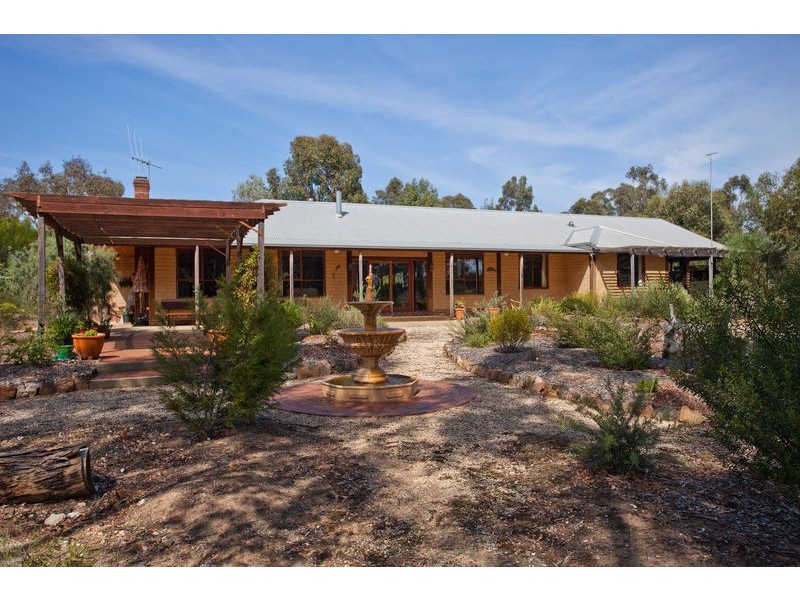 515 Mannes Lane, Strathfieldsaye VIC 3551