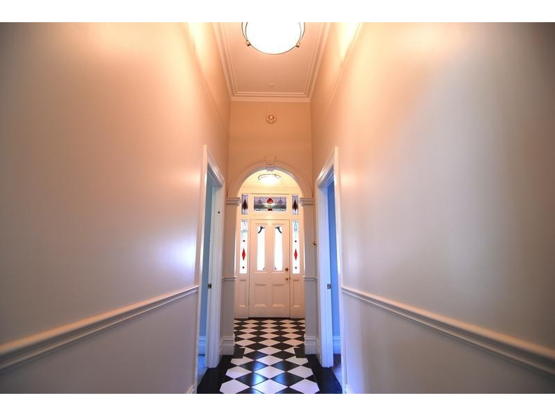 43 Edwards Road, Kennington VIC 3550