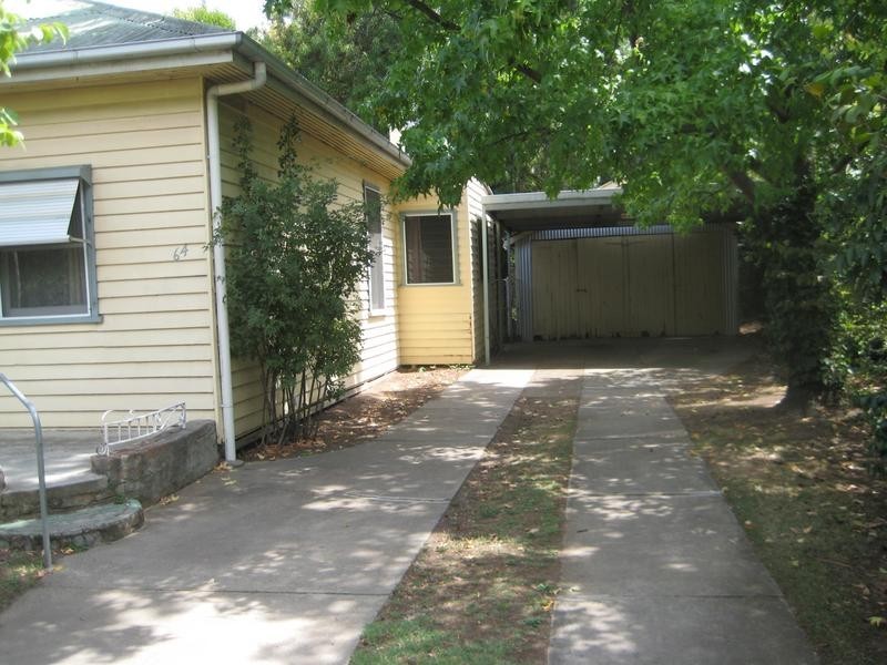 64 High Street, Kangaroo Flat VIC 3555