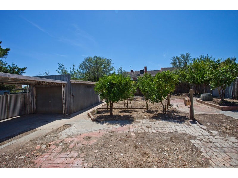 13 Ellis Street, Flora Hill VIC 3550