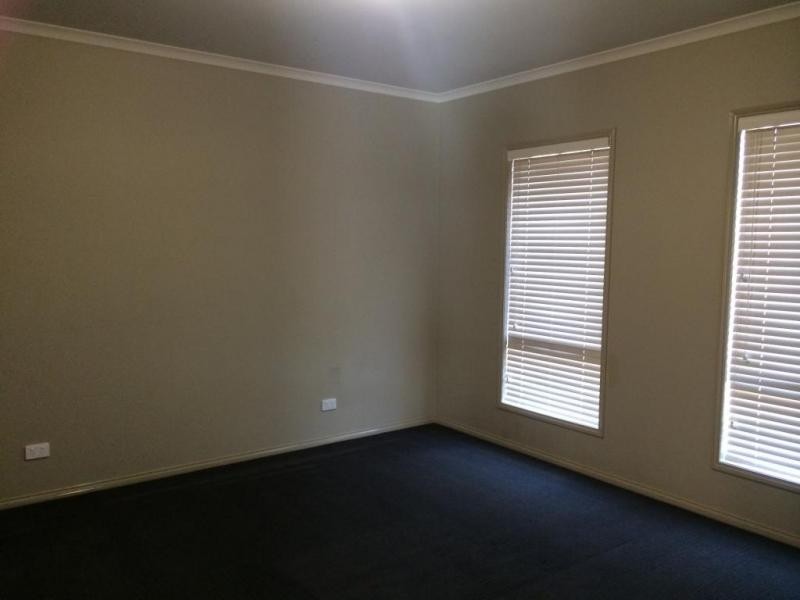 14 Blackwattle Drive, Epsom VIC 3551