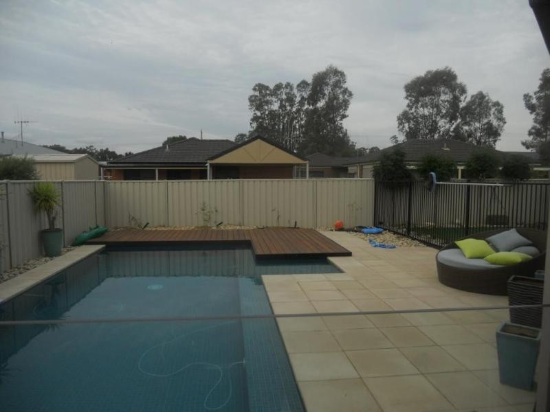 14 Blackwattle Drive, Epsom VIC 3551