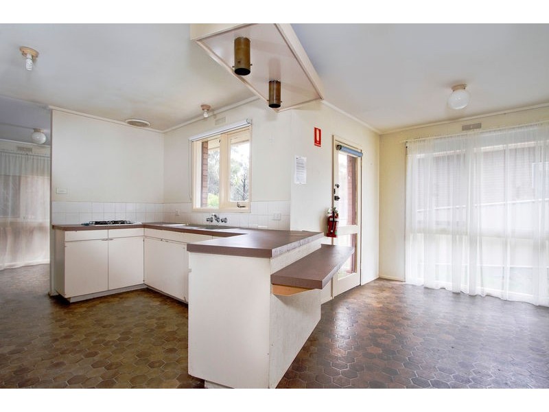 46 Friswell Avenue, Flora Hill VIC 3550