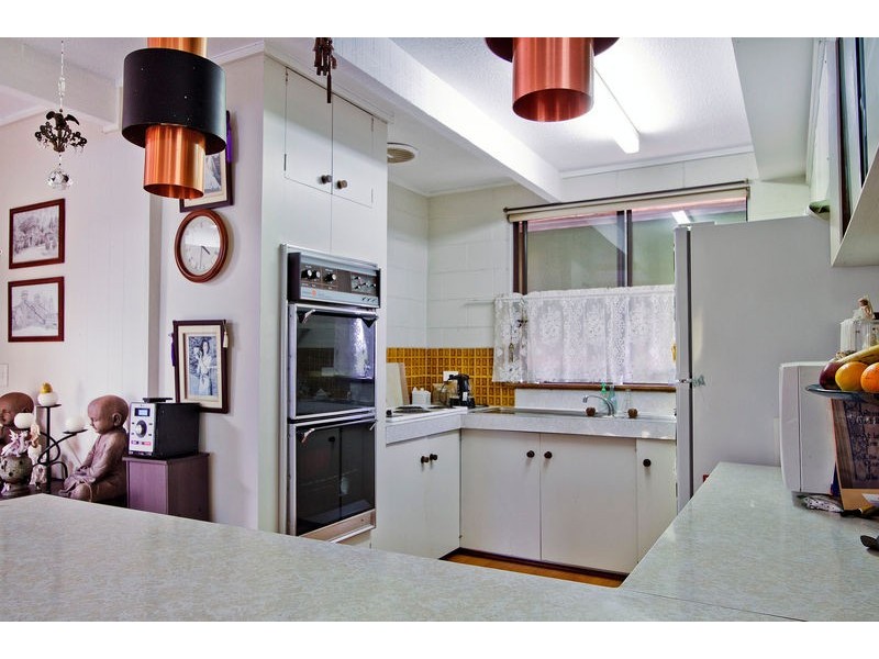 1/3 Towers Street, Flora Hill VIC 3550