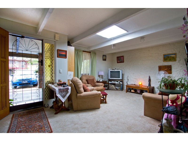 1/3 Towers Street, Flora Hill VIC 3550