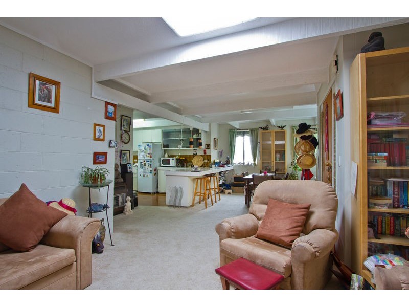 1/3 Towers Street, Flora Hill VIC 3550