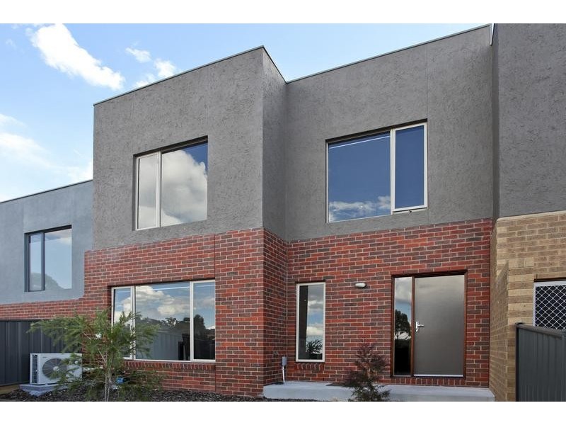 35 Wilmot Street, Golden Square VIC 3555