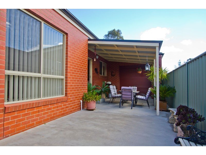 4/30 Race Street, Flora Hill VIC 3550