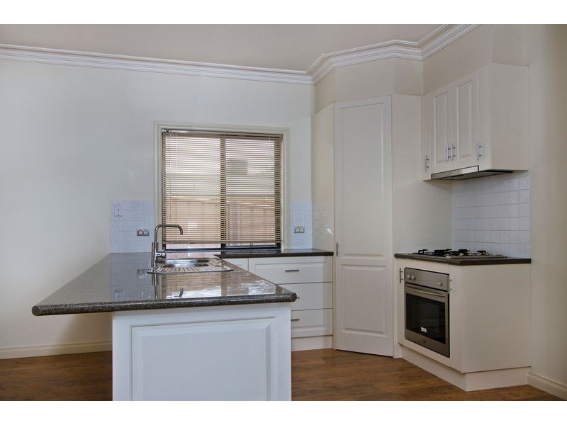 11B Gumnut Rise, Strathdale VIC 3550