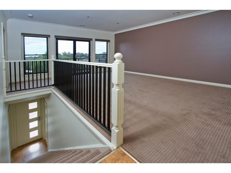 11B Gumnut Rise, Strathdale VIC 3550