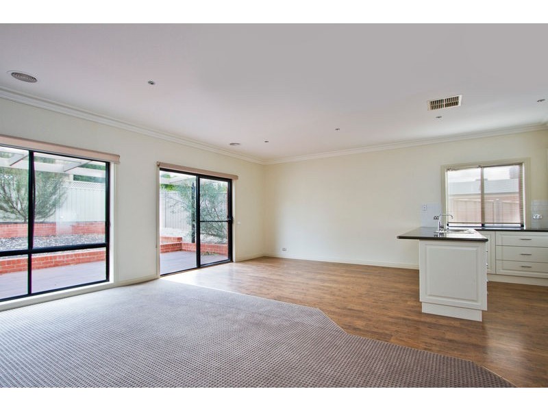 11B Gumnut Rise, Strathdale VIC 3550