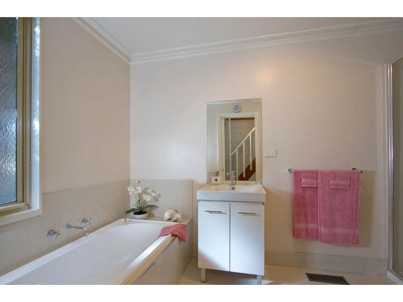 30 Wade Street, Golden Square VIC 3555