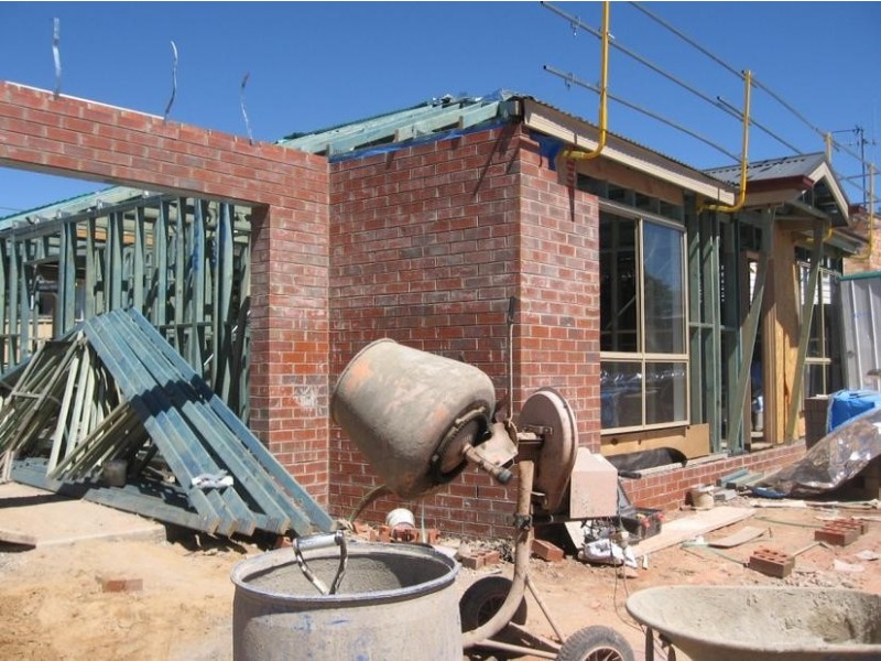 2/29 Adam Street, Quarry Hill VIC 3550