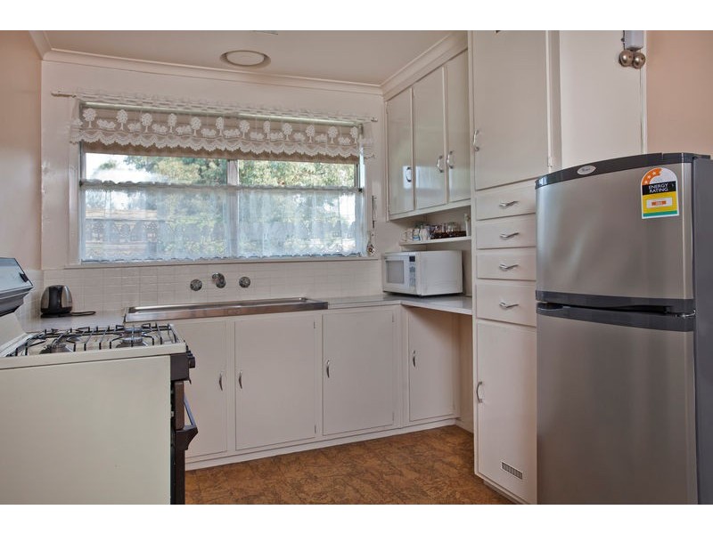 18 Lowndes Street, Kennington VIC 3550