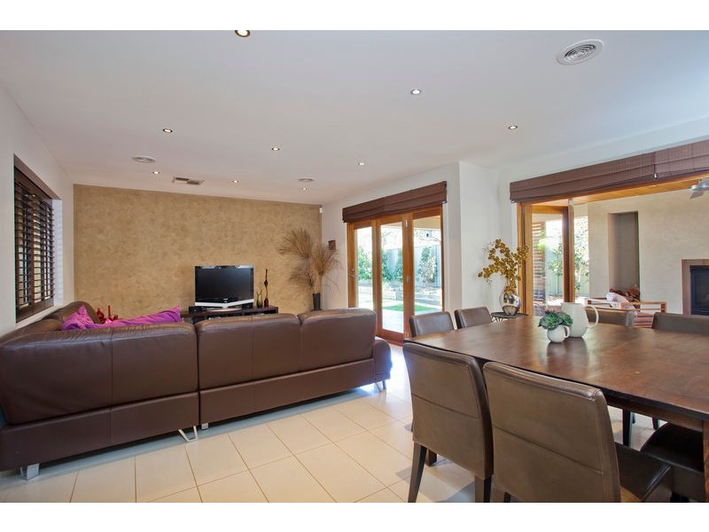 18 Duncan Court, Junortoun VIC 3551