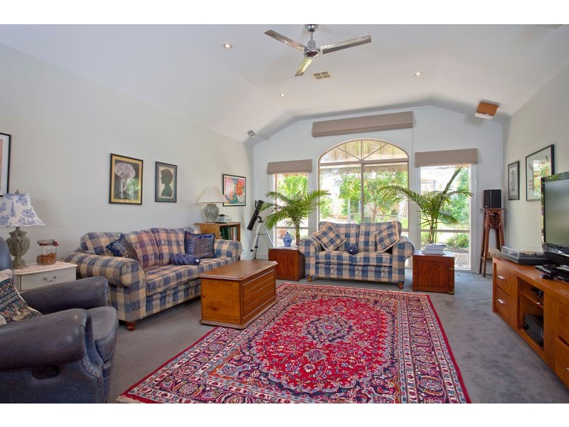 13 Kooringal Drive, Eaglehawk VIC 3556