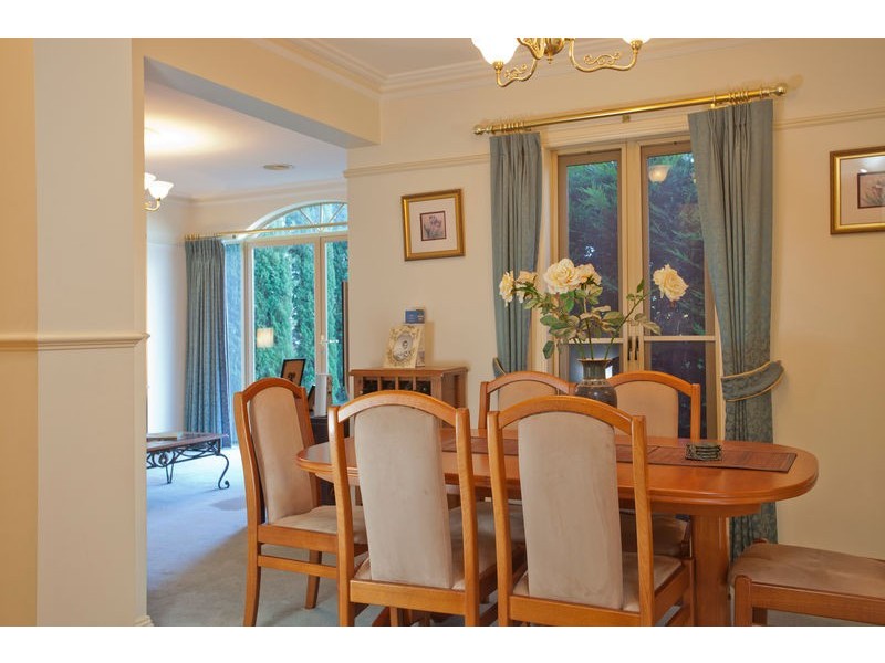 9 Currawong Court, Kennington VIC 3550