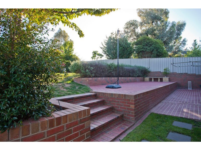 9 Currawong Court, Kennington VIC 3550