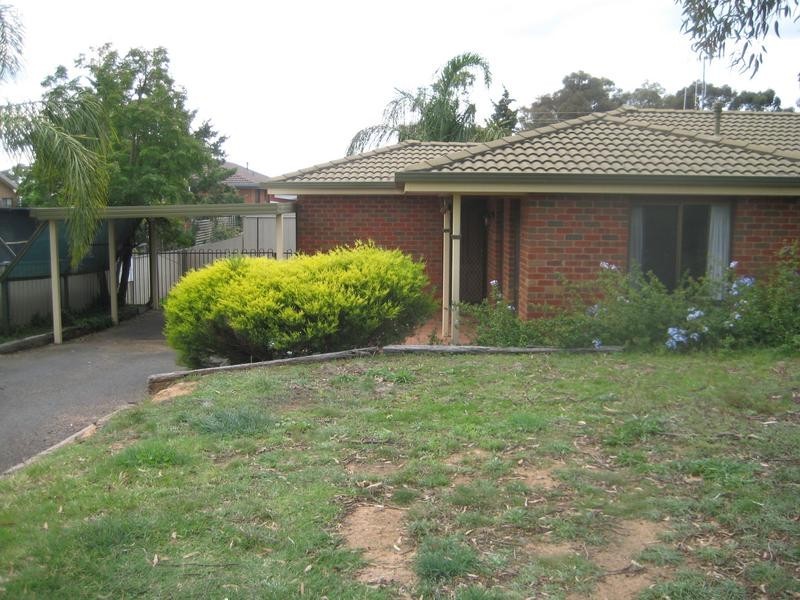 18 Molesworth Road, Kangaroo Flat VIC 3555