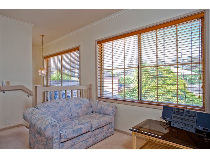 8A Roslyn Court, Strathdale VIC 3550