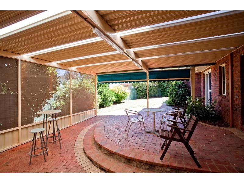 8A Roslyn Court, Strathdale VIC 3550