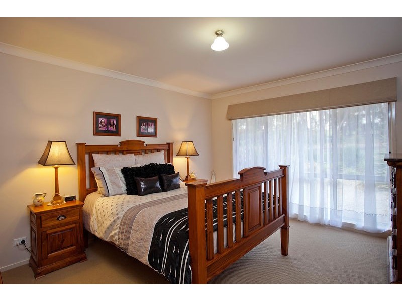 6 Nethercraig Road, Lockwood South VIC 3551