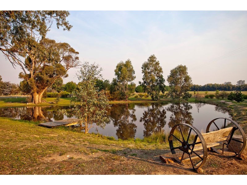 6 Nethercraig Road, Lockwood South VIC 3551