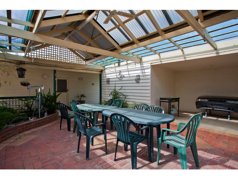 21 Jobs Gully Road, Eaglehawk VIC 3556