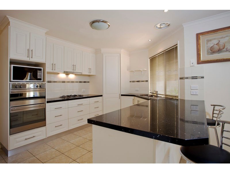 7 Elizabeth Street, Kangaroo Flat VIC 3555