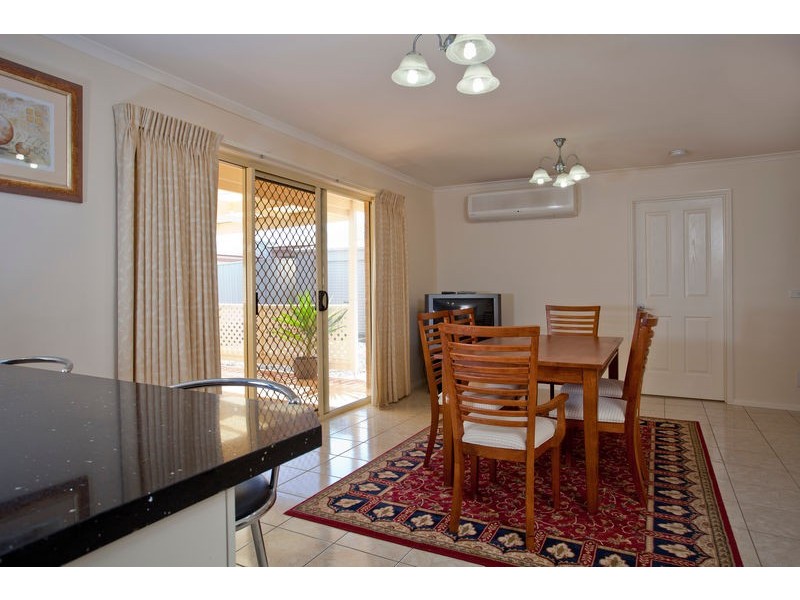 7 Elizabeth Street, Kangaroo Flat VIC 3555