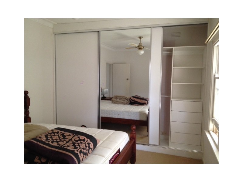 1 Semmens Street, Long Gully VIC 3550