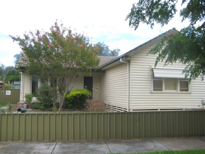 1 Semmens Street, Long Gully VIC 3550