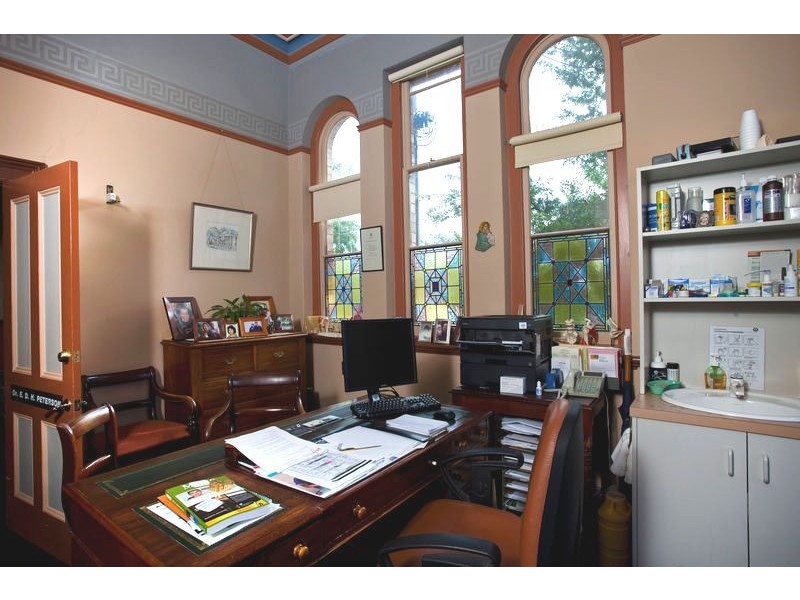 176 Barnard Street, Bendigo VIC 3550