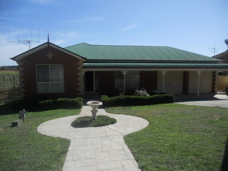 9 Erniold Road, Strathdale VIC 3550