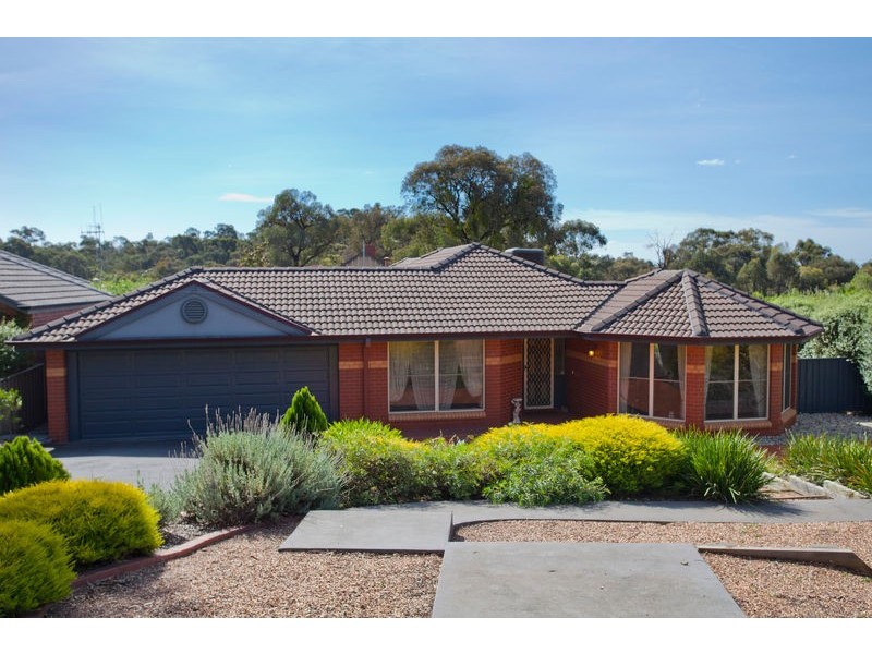 42 Kendall Street, Spring Gully VIC 3550