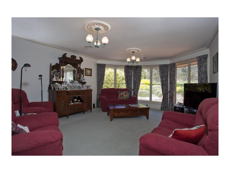 42 Kendall Street, Spring Gully VIC 3550