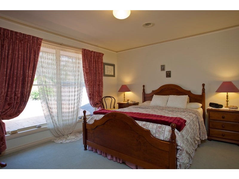 42 Kendall Street, Spring Gully VIC 3550