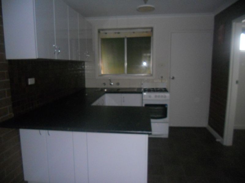 4/13 Bowles Street, Kangaroo Flat VIC 3555