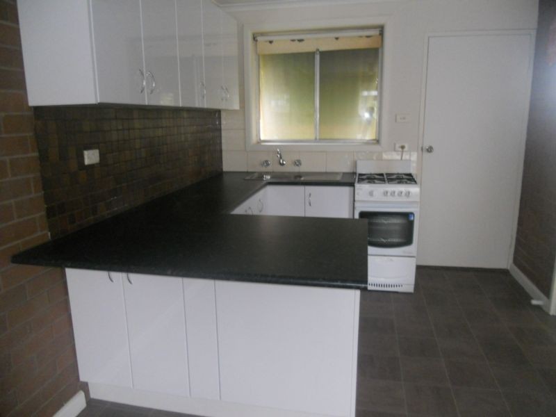 4/13 Bowles Street, Kangaroo Flat VIC 3555