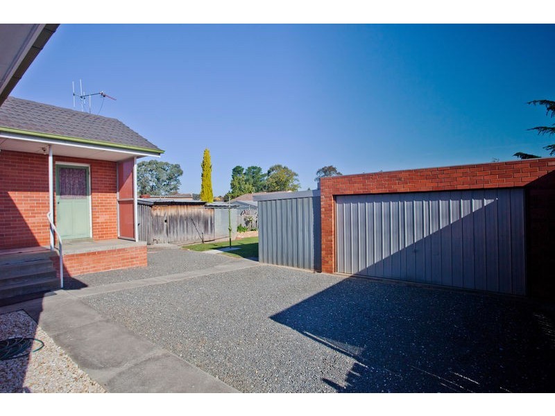 130 St Aidans Road, Kennington VIC 3550