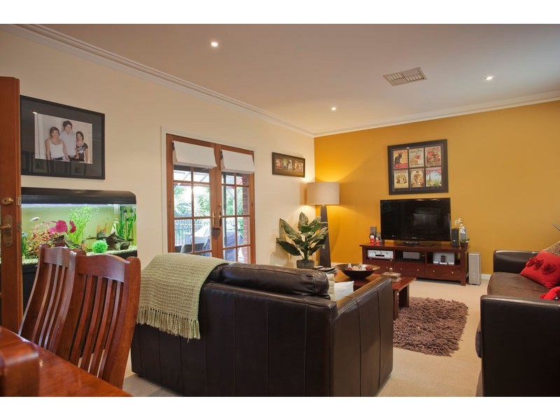 11 Bourke Drive, Strathdale VIC 3550