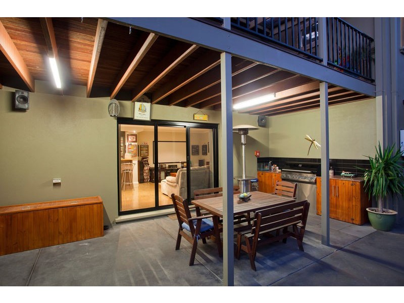 4 Elwood Drive, Strathdale VIC 3550