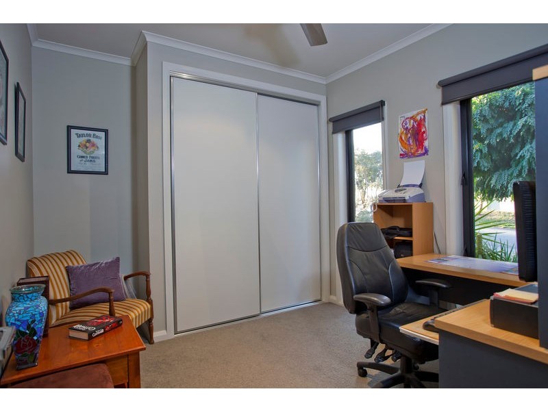 4 Elwood Drive, Strathdale VIC 3550